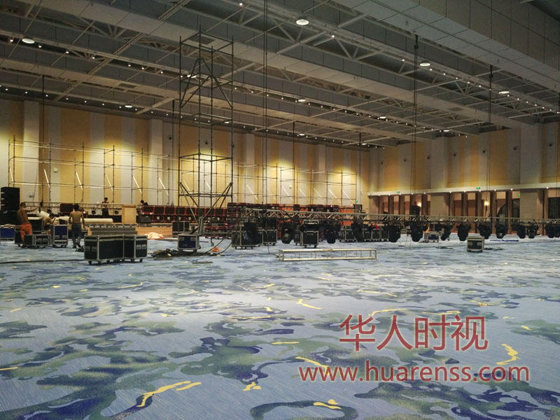 會(huì)議現(xiàn)場(chǎng)搭建.jpg 會(huì)議現(xiàn)場(chǎng)搭建.jpg