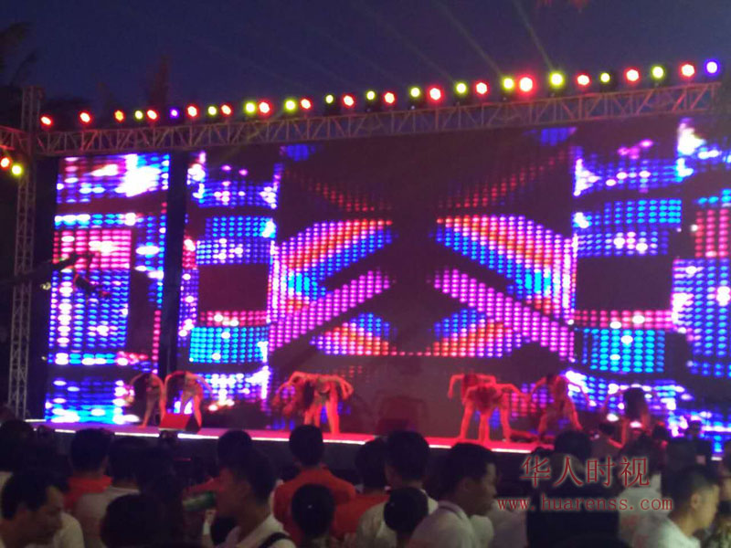 晚宴性感熱舞.jpg 晚宴性感熱舞.jpg